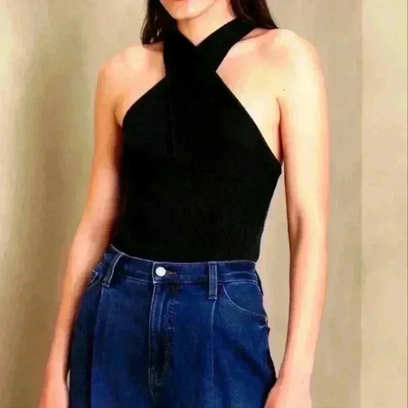 BANANA REPUBLIC CROSS-FRONT TANK - Picture 2 of 8